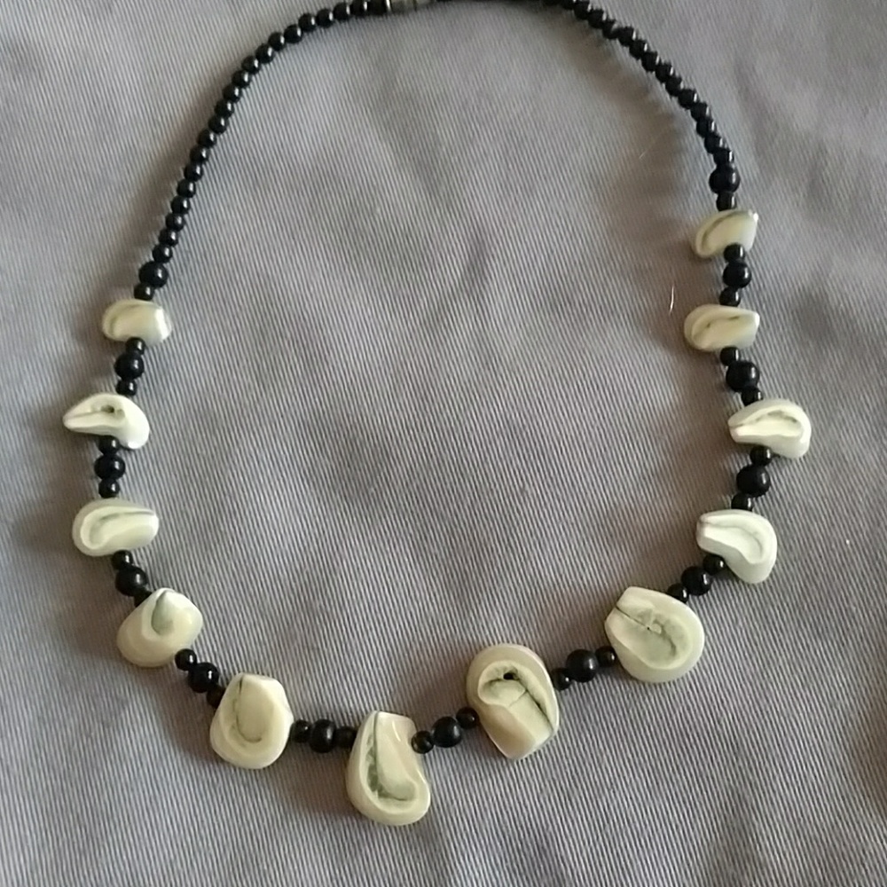 Shell necklace